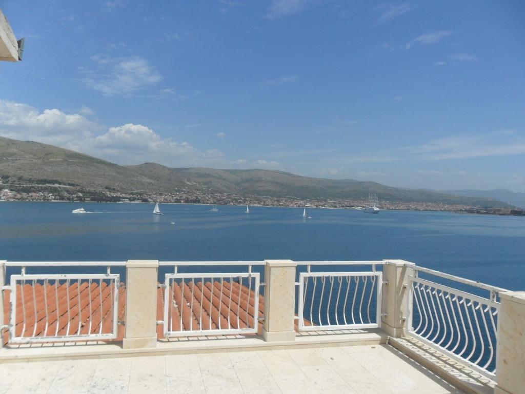 Villa Corona Donji Okrug  Exterior foto